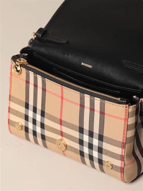 burberry women's handbags & purses